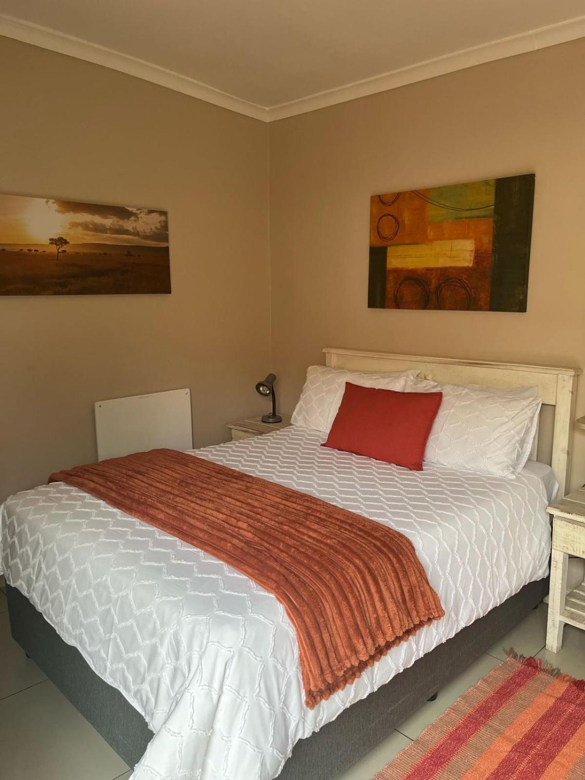 At Sta-Plus Guest House Port Elizabeth Zewnętrze zdjęcie