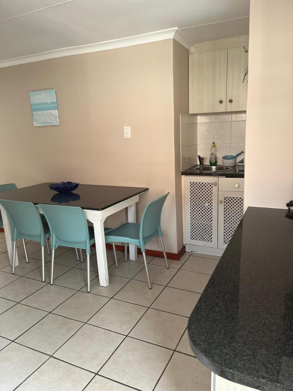 At Sta-Plus Guest House Port Elizabeth Zewnętrze zdjęcie